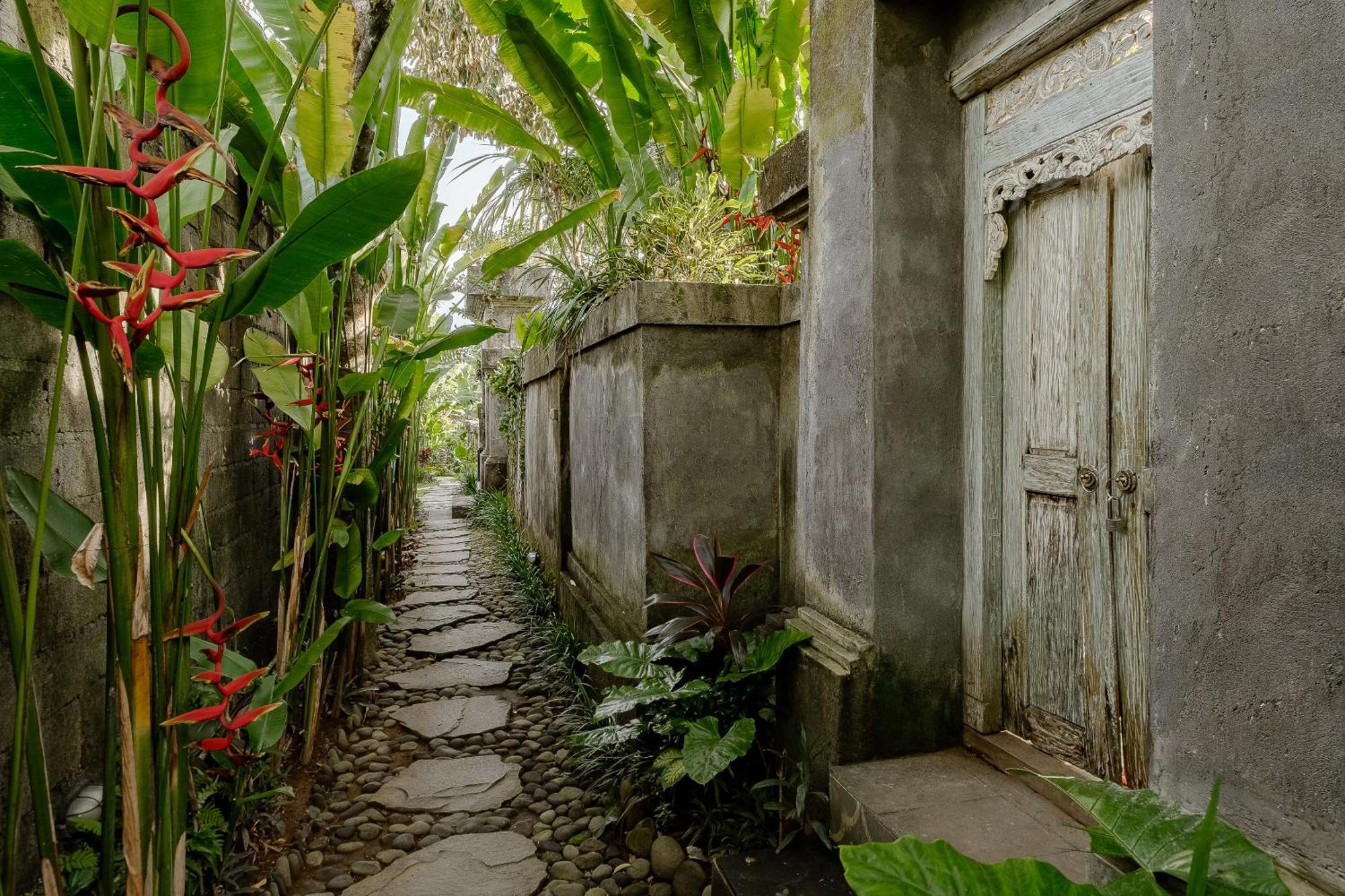 Pratiwi Ubud Villa Exterior photo
