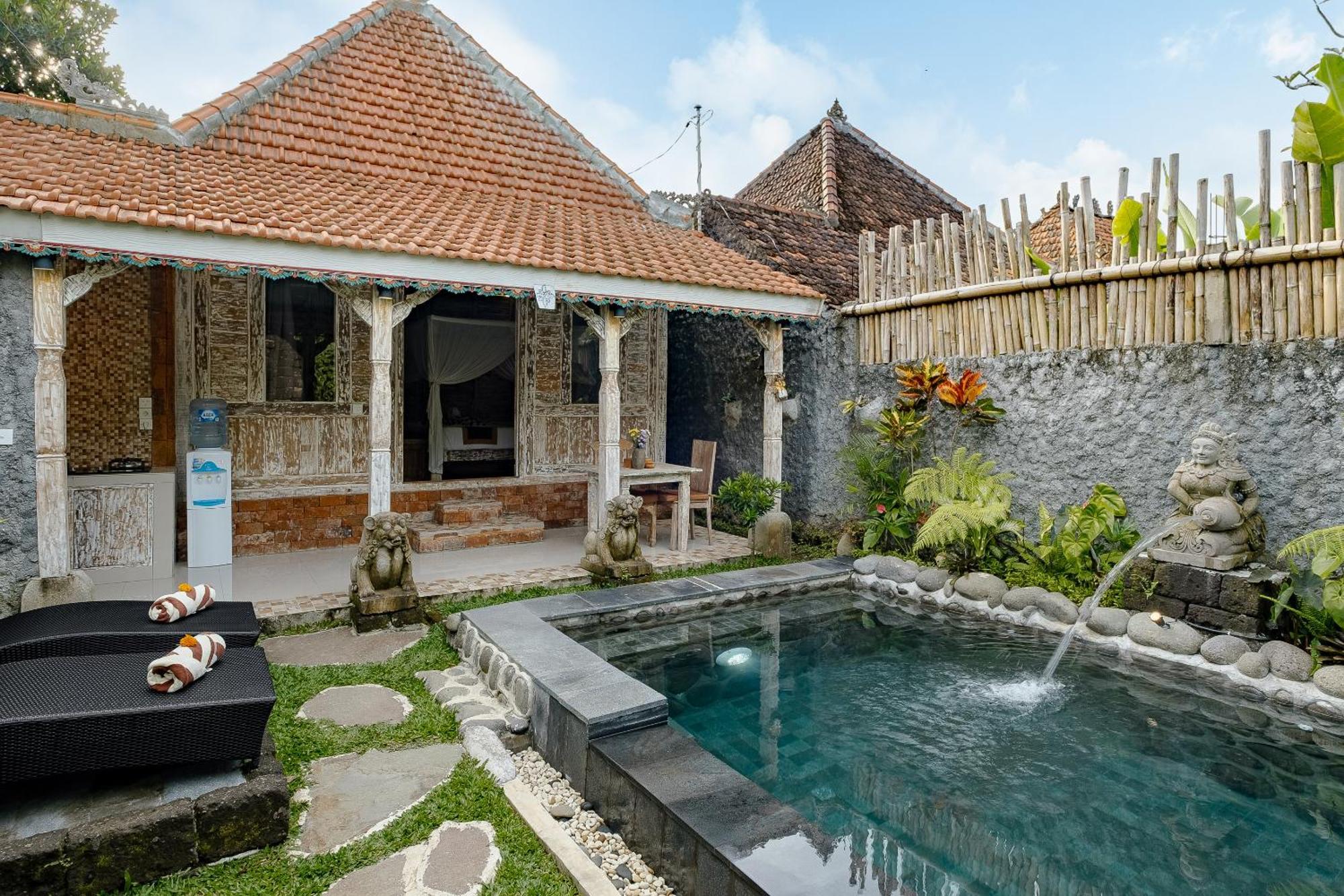 Pratiwi Ubud Villa Exterior photo